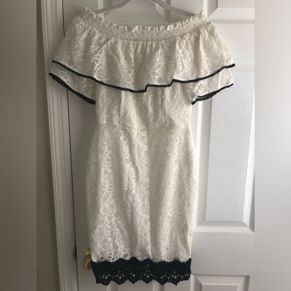 Adelyn Rae Off-Shoulder Lace Mini Dress in White and Black